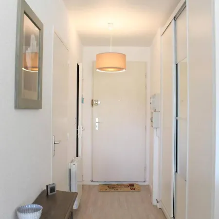 Avec Mezzanine, Piscine Et Parking - Proche Et Clubs Sportifs A La Baule - Fr-1-245-43 Guérande